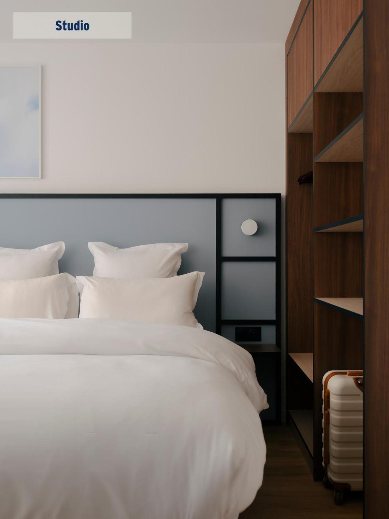 Edgar Hameau - Porte De Versailles Aparthotel 4*